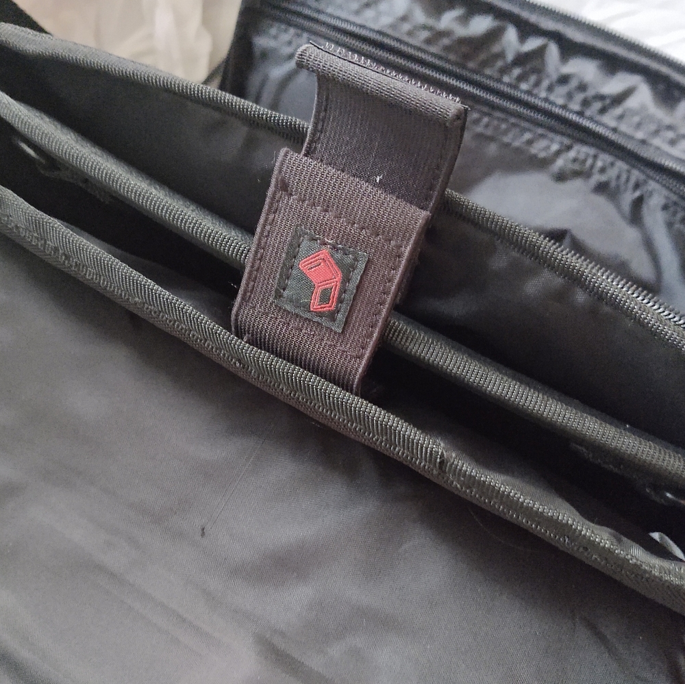 Targus Computer Bag - image 8